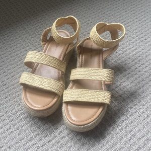 Treasure & Bond size 4 Espadrilles